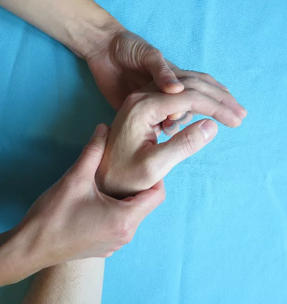 Rééducation de la main et du poignet en pratique courante ReeducMain3.webp